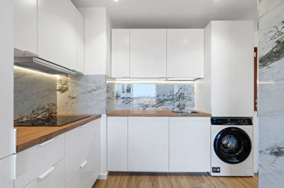 d83baba8c760aa818b09xlarge