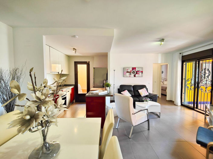 Image No.14-2 Bed Apartment for sale