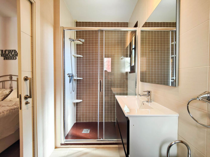 Image No.35-2 Bed Apartment for sale