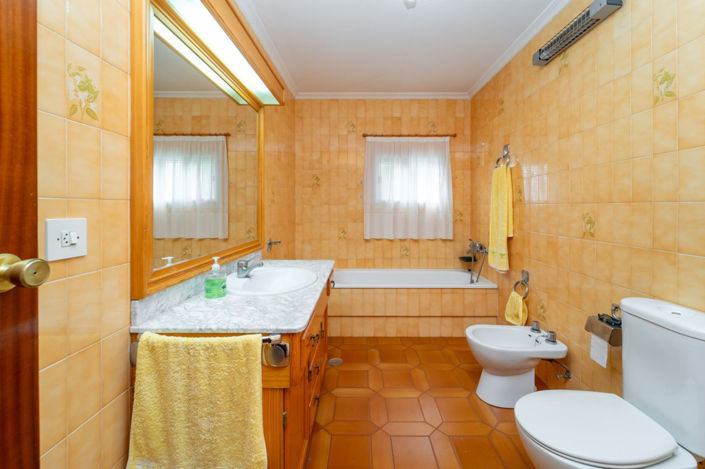 Image No.8-4 Bed Villa for sale