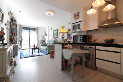 4a0bad0ca31fbc60f61dxlarge