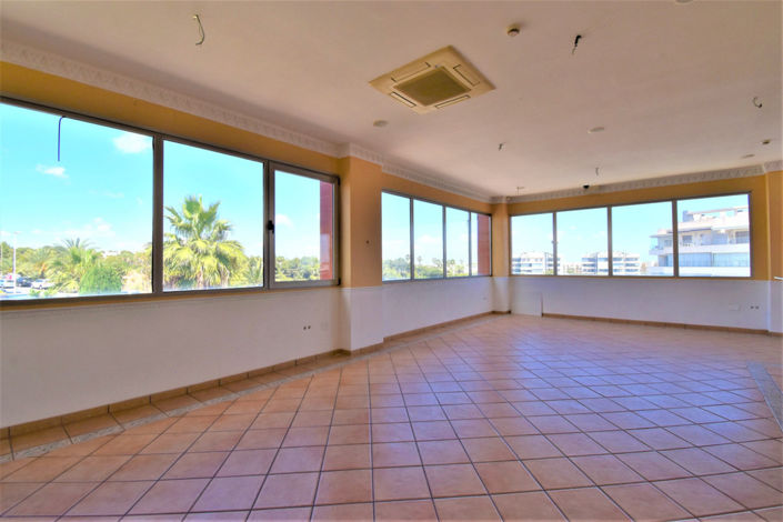 Image No.5-Commercial for sale