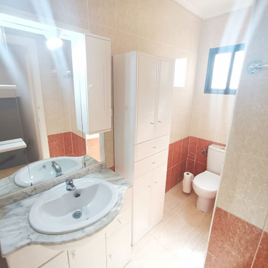 Image No.17-2 Bed Villa for sale