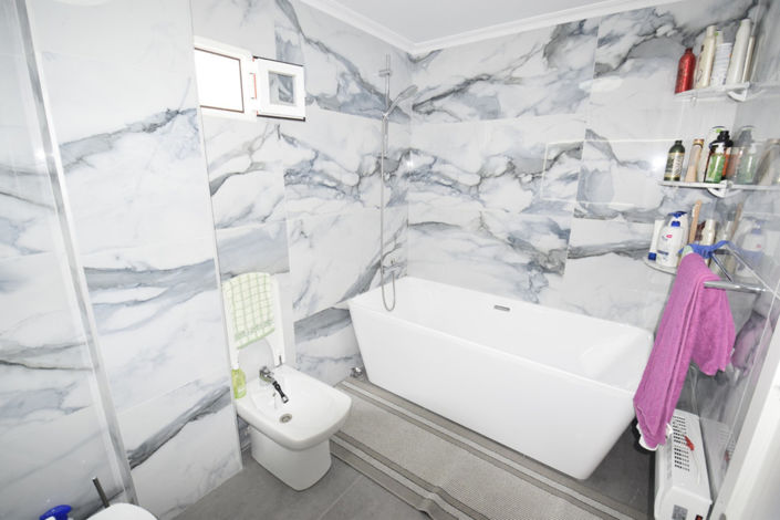 Image No.11-3 Bed Apartment for sale