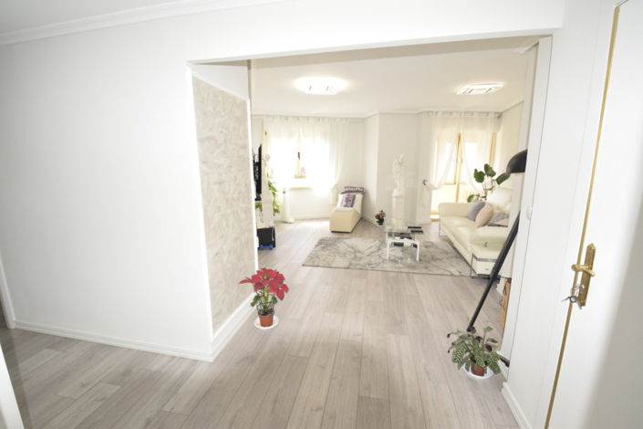 Image No.3-3 Bed Apartment for sale