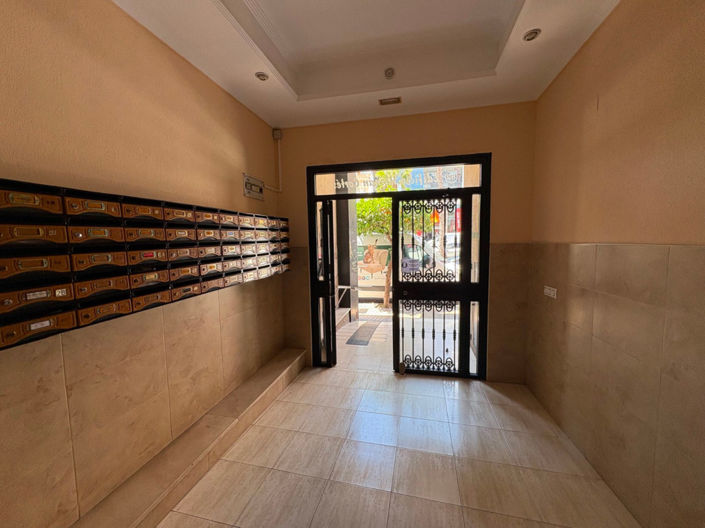 Image No.22-4 Bed Apartment for sale