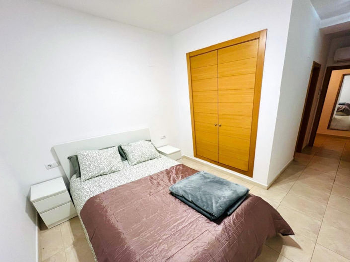 Image No.11-3 Bed Apartment for sale