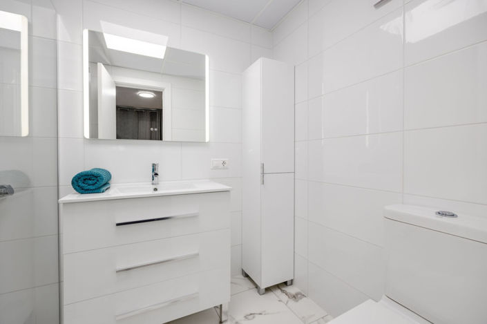 Image No.18-3 Bed Apartment for sale