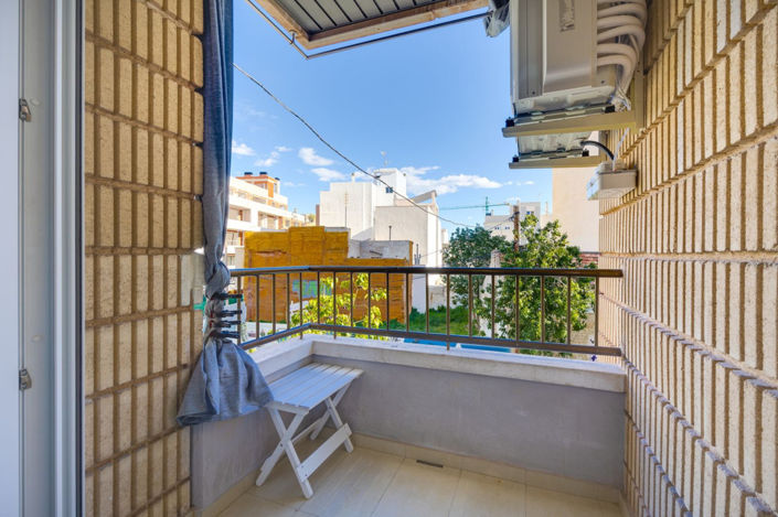 Image No.21-3 Bed Apartment for sale