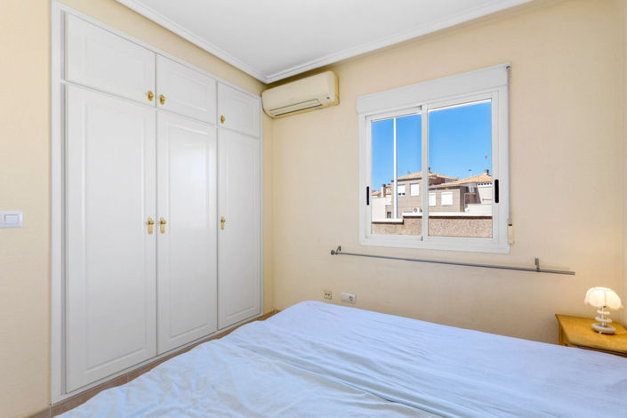 Image No.12-2 Bed Villa for sale