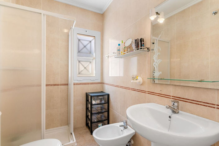 Image No.15-2 Bed Villa for sale