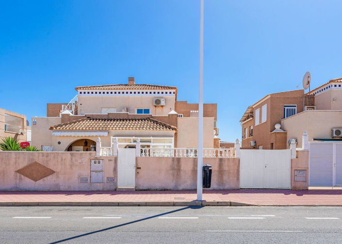 Image No.27-2 Bed Villa for sale