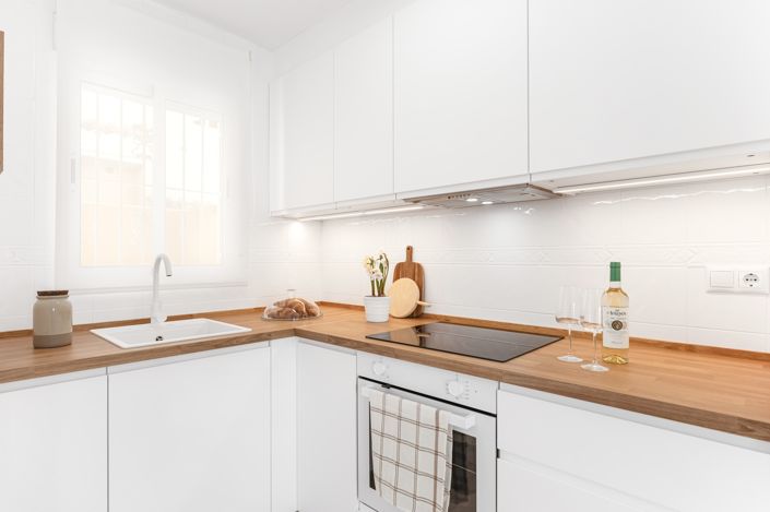 Image No.18-2 Bed Townhouse for sale