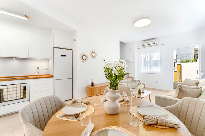 Image No.5-2 Bed Townhouse for sale