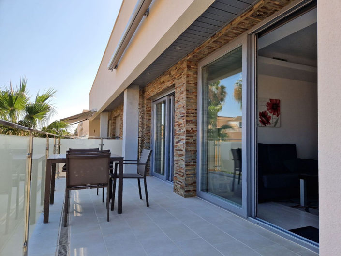 Image No.12-2 Bed Apartment for sale