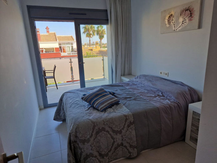 Image No.20-2 Bed Apartment for sale