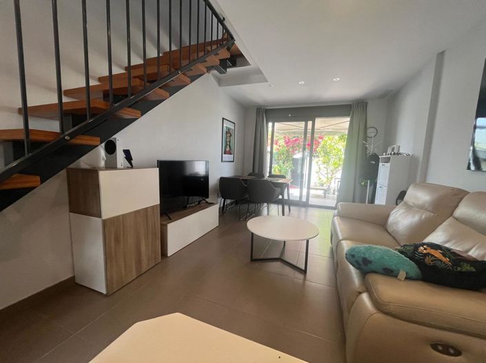 Image No.8-2 Bed Townhouse for sale