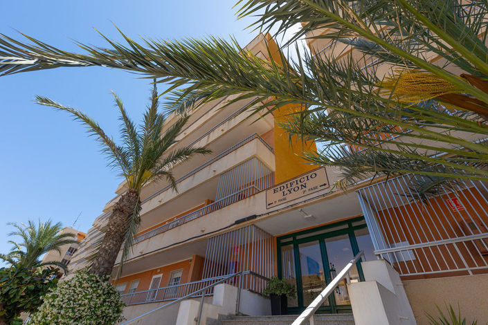 Image No.32-3 Bed Apartment for sale