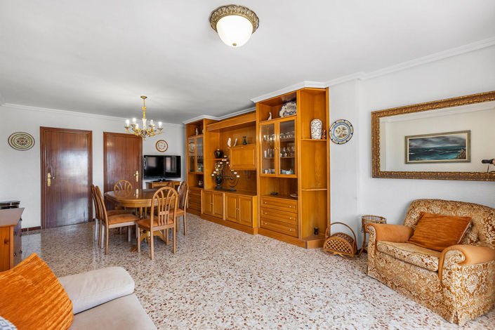 Image No.6-3 Bed Apartment for sale