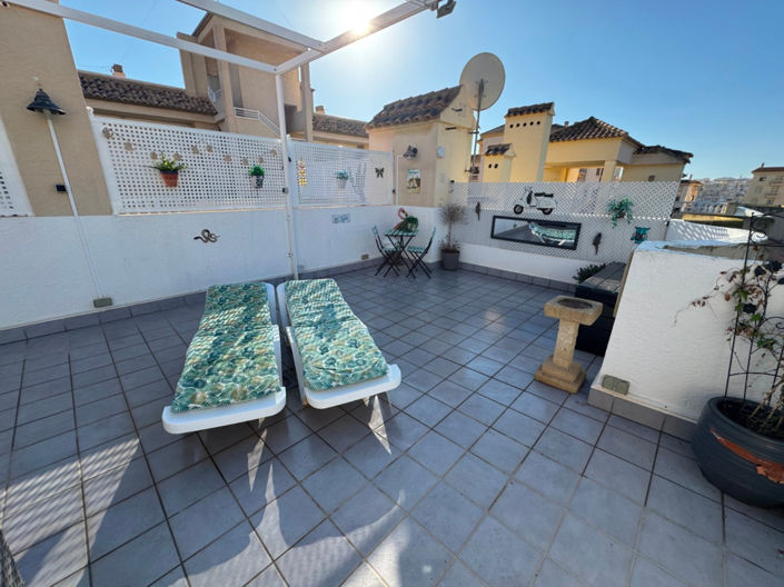 Image No.24-3 Bed Apartment for sale