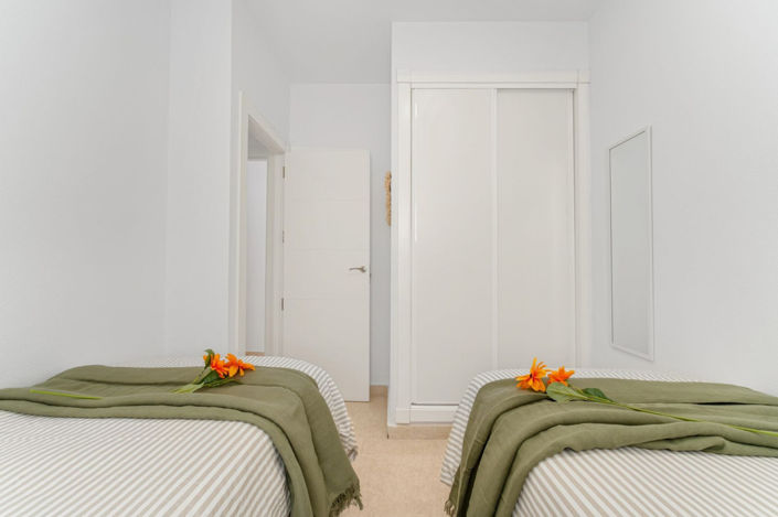 Image No.19-2 Bed Villa for sale