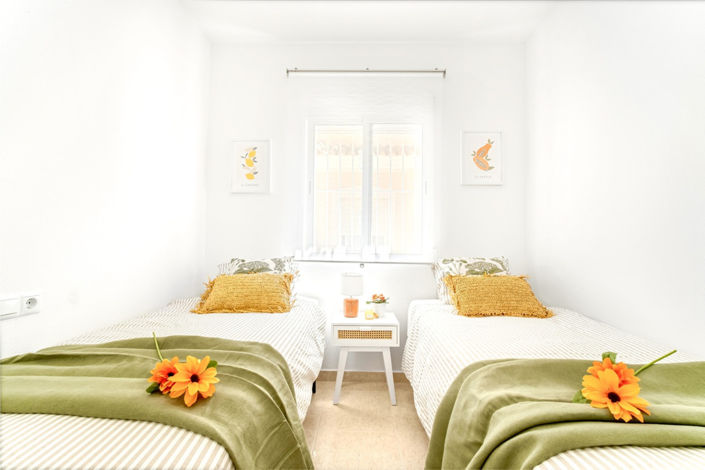 Image No.10-2 Bed Villa for sale