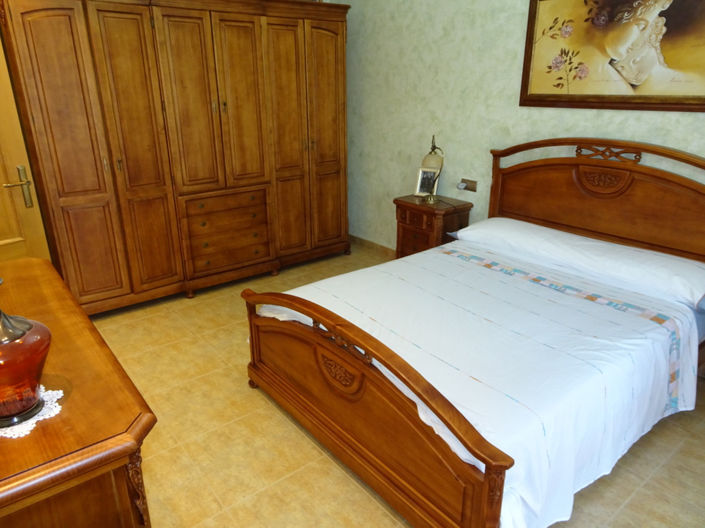 Image No.12-3 Bed Villa for sale