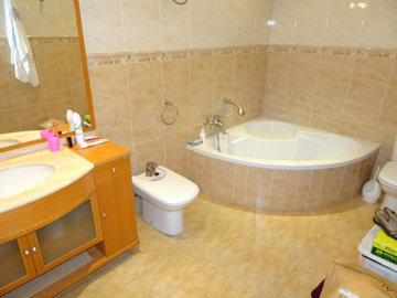 a28f87b006dcafbd1404xlarge