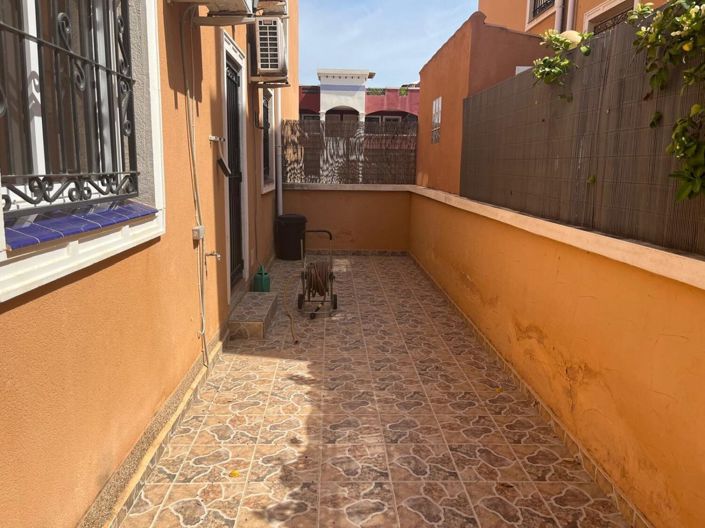 Image No.3-3 Bed Townhouse for sale