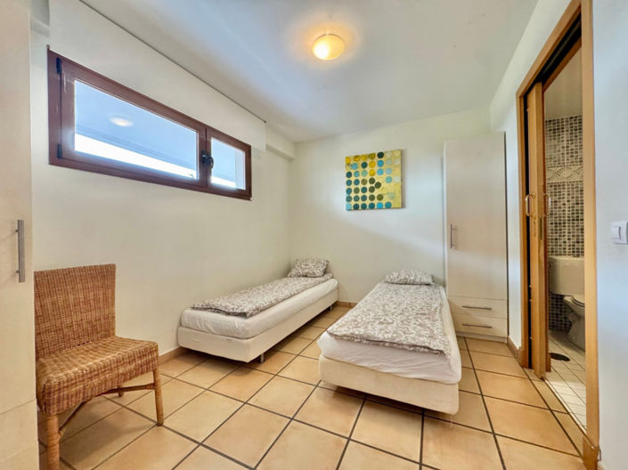 Image No.13-2 Bed Apartment for sale