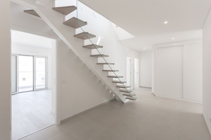 Image No.8-3 Bed Apartment for sale