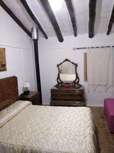 Image No.12-3 Bed Country House for sale