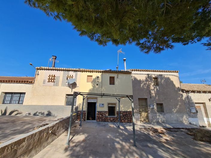 Image No.31-3 Bed Country House for sale