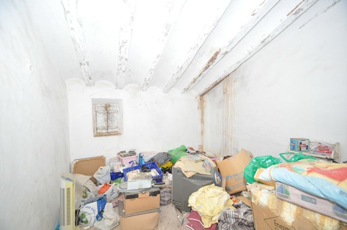 Image No.31-15 Bed Country House for sale