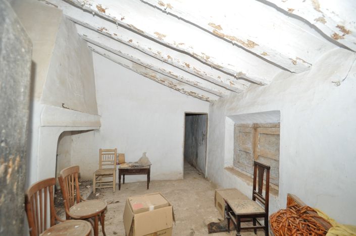 Image No.34-15 Bed Country House for sale