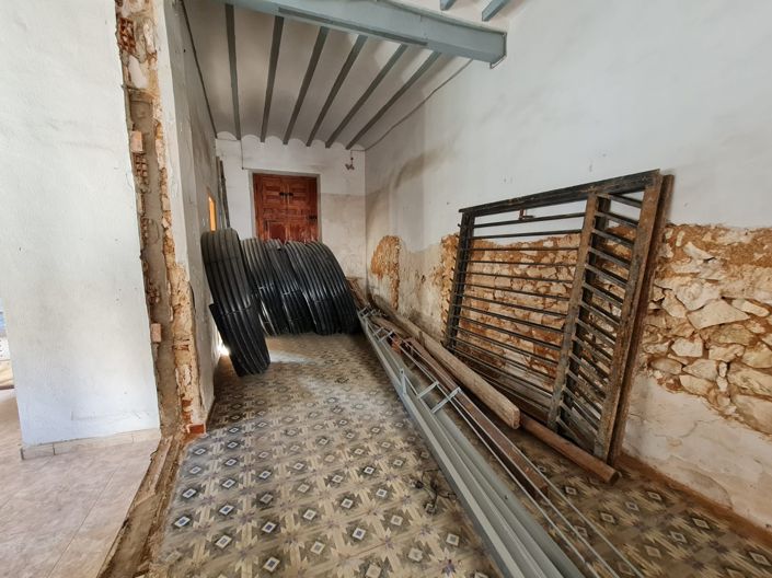 Image No.6-3 Bed Townhouse for sale