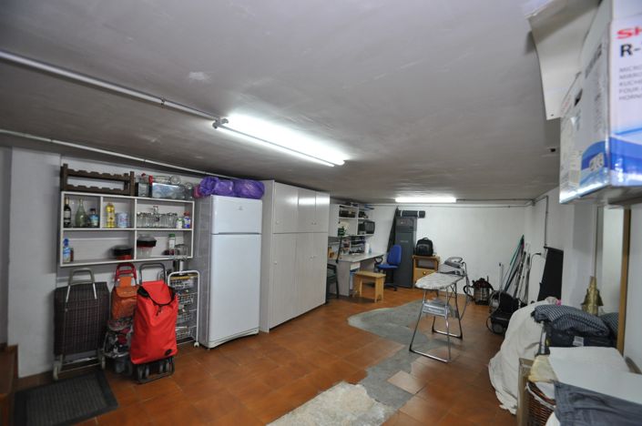 Image No.27-3 Bed Townhouse for sale