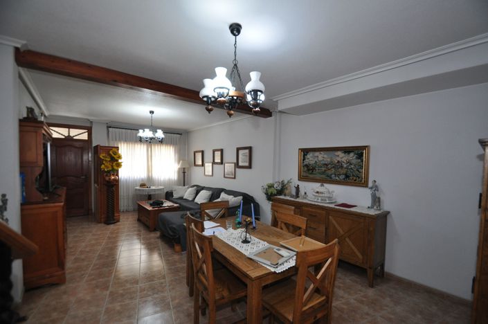 Image No.4-3 Bed Townhouse for sale