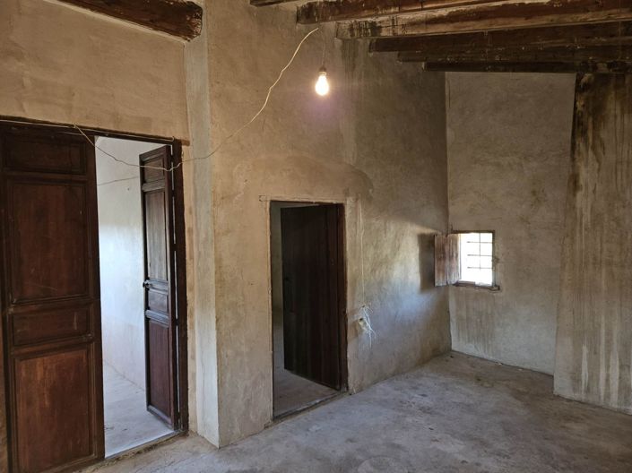 Image No.11-5 Bed Country House for sale