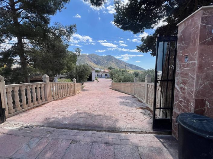 Image No.42-2 Bed Country House for sale