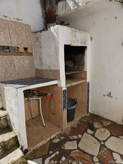 Image No.35-5 Bed Townhouse for sale