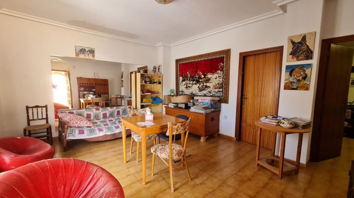 Image No.19-8 Bed Villa for sale