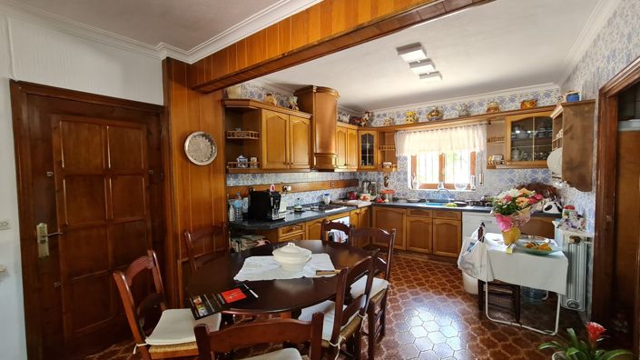 Image No.29-8 Bed Villa for sale