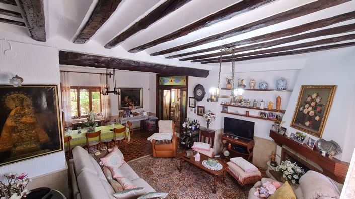 Image No.34-8 Bed Villa for sale