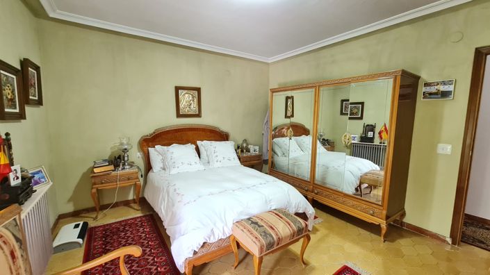 Image No.39-8 Bed Villa for sale