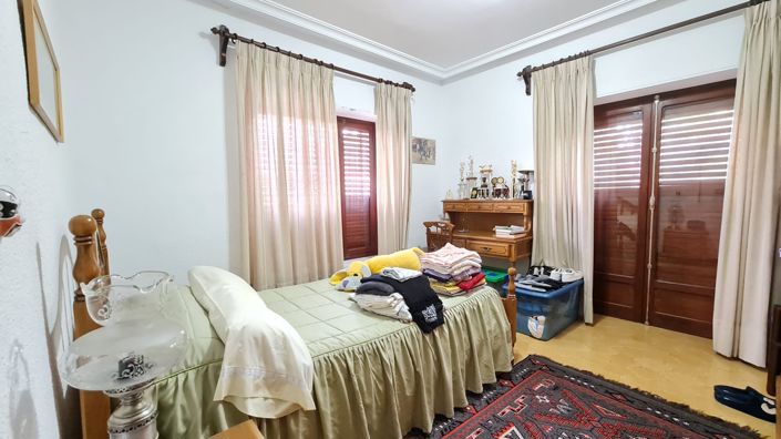 Image No.44-8 Bed Villa for sale