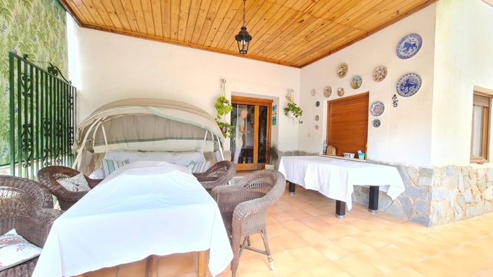 Image No.45-8 Bed Villa for sale