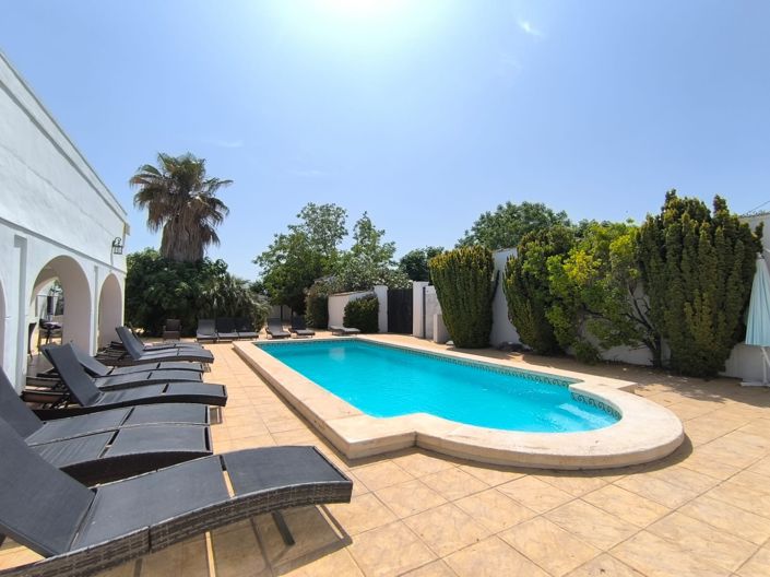 Image No.12-13 Bed Villa for sale