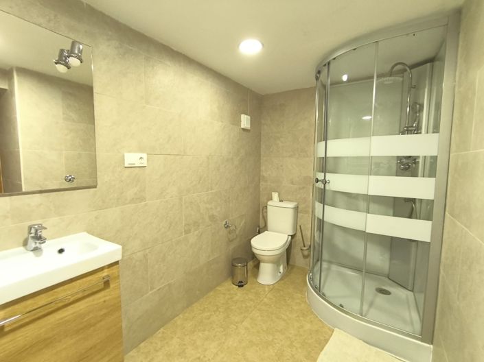 Image No.30-13 Bed Villa for sale