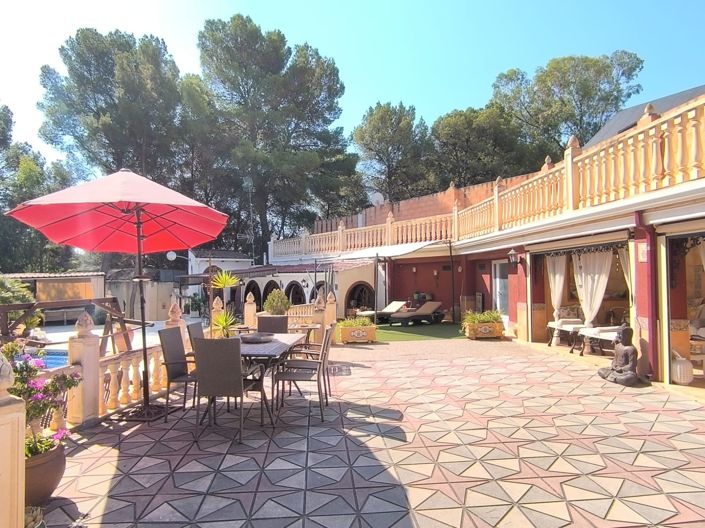 Image No.46-10 Bed Villa for sale